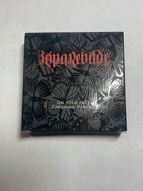 Reina rebelde On Your Face Finishing Powder